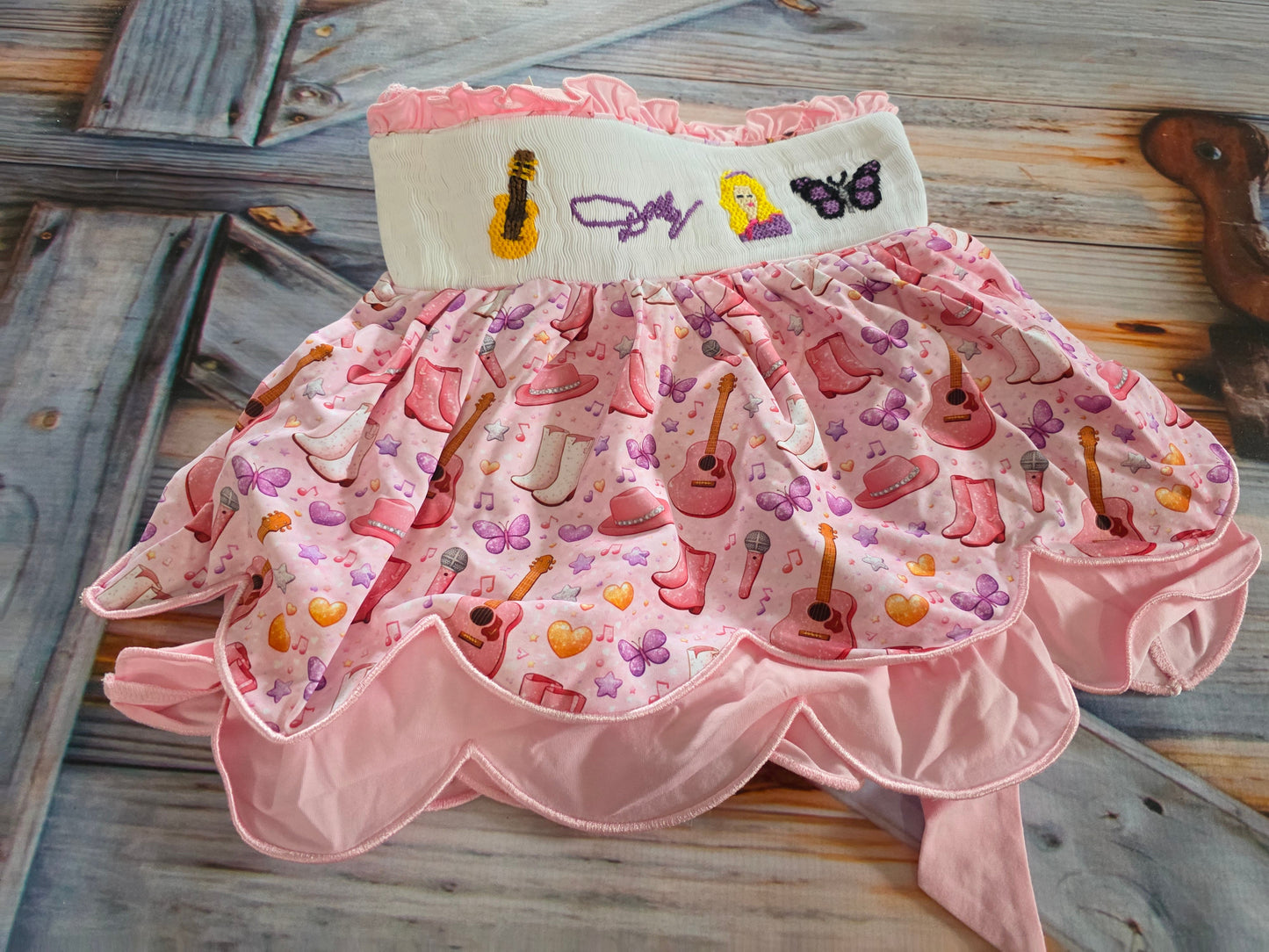 Dolly hand smocked