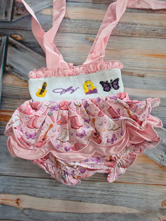 Dolly hand smocked